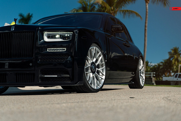Фото дисков Anrky RF-277 Глянцевый лак на Rolls-Royce Phantom