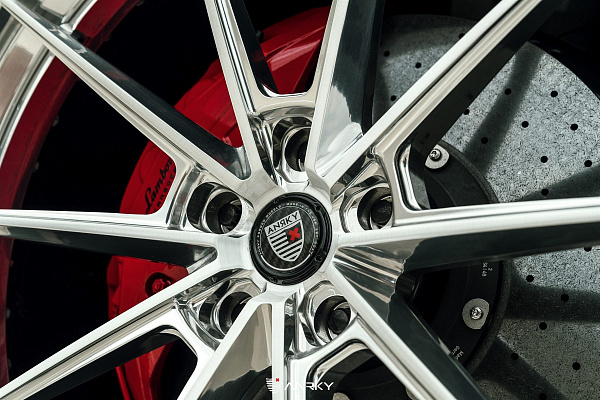 Фото дисков Anrky AN38 Полированный лак на Lamborghini Urus