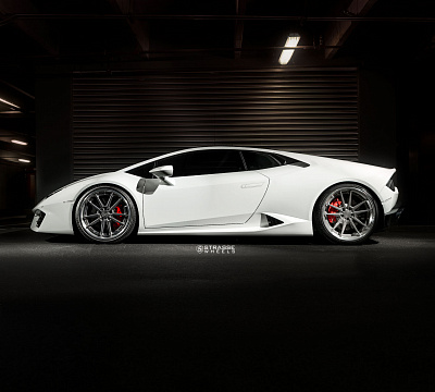 Фото дисков Strasse Wheels SV1 Deep Concave FS на Lamborghini Huracan