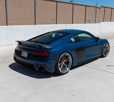 Фото дисков HRE S101 на Audi R8 (4S)