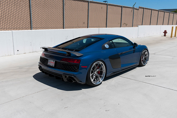 Фото дисков HRE S101 Глянцевый темный лак на Audi R8 (4S)