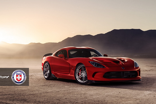 Фото дисков HRE P106 Сатиновый тонированный лак на Dodge Viper