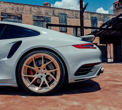 Фото дисков Strasse Wheels SM5RT Deep Concave Duoblock на Porsche 911 VII
