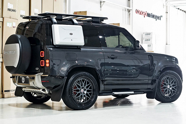 Фото дисков HRE 300 Сатиновый графит на Land Rover Defender II