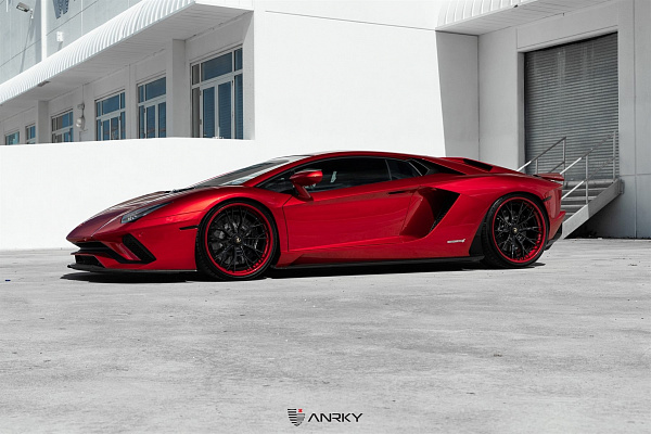 Фото дисков Anrky S3-X5 Черный глянец на Lamborghini Aventador