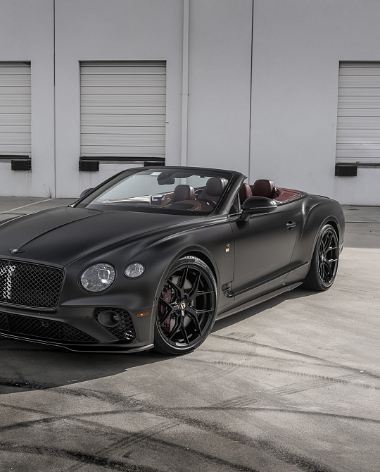 Фото дисков HF-5 Черный глянец на Bentley Continental GT III