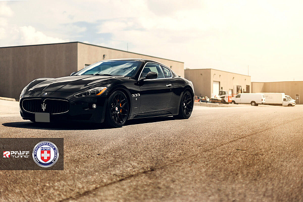 Фото дисков HRE P40SC Черный сатин на Maserati GranTurismo I