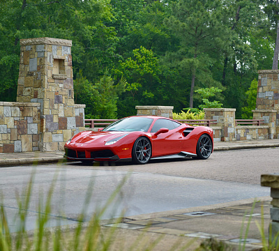 Фото дисков HRE P101 на Ferrari 488
