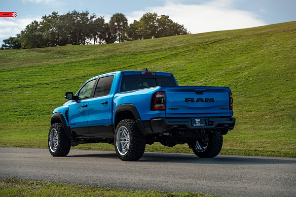 Фото дисков Anrky AN36 Сатиновый лак на Ram 1500 V