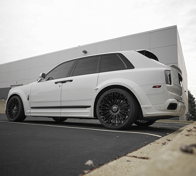 Фото дисков Brixton Forged LX01 на Rolls-Royce Cullinan