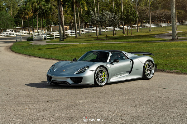Фото дисков Anrky XR-301 Полированный лак на Porsche 918 Spyder