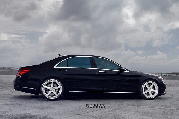 Фото дисков Strasse Wheels S5 Deep Concave Глянцевый лак на Mercedes-Benz S-Class (W222, C217)