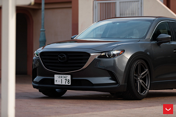 Фото дисков Vossen HF-1 Сатиновый графит на Mazda CX-9 II