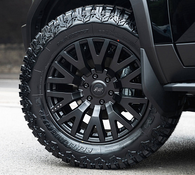 Фото дисков Kahn G22 DC на Toyota Land Cruiser Prado 250