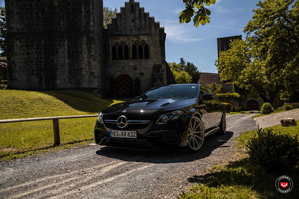Фото дисков Vossen M-X2 Сатиновый лак на Mercedes-Benz E-Class (W213, S213, C238)