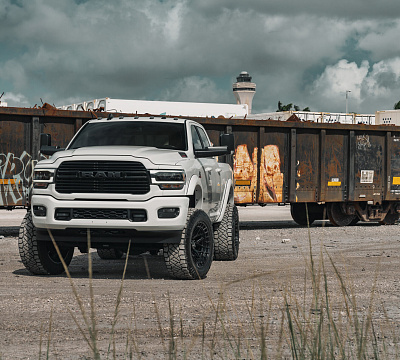 Vossen HFX-1 (8-Lug)