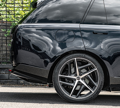 Фото дисков Kahn Type 52 RS на Range Rover V