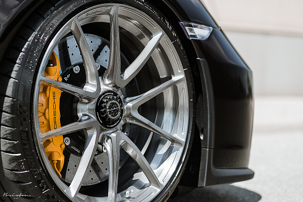 Фото дисков Brixton Forged WR3.2 Сатиновый тонированный лак на Porsche 911 VII