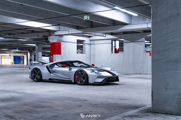 Фото дисков Anrky XR-305 Сатиновый графит на Ford GT II