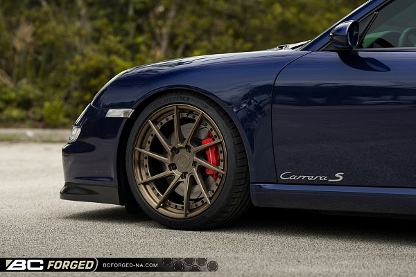 Фото дисков BC Forged HCA210 Сатиновая бронза на Porsche 911 VI