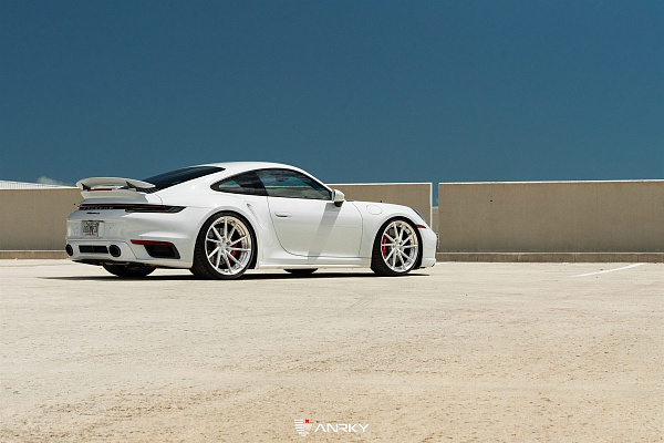 Фото дисков Anrky AN23 Глянцевый лак на Porsche 911 VIII