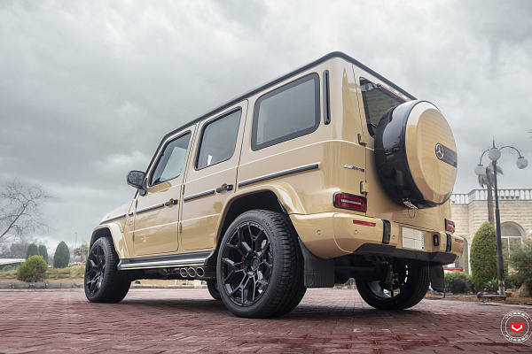 Фото дисков Vossen UV-4 Черный глянец на Mercedes-Benz G-Class III