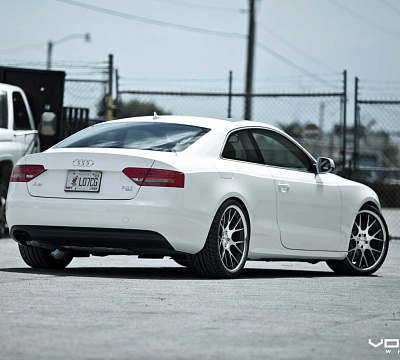 Фото дисков Vossen CV2 на Audi A/S/RS 5 (8T)