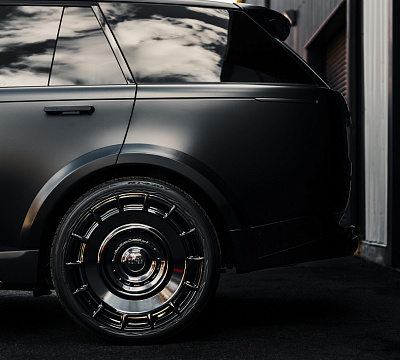 Фото дисков Vossen UV-7 на Land Rover Range Rover V
