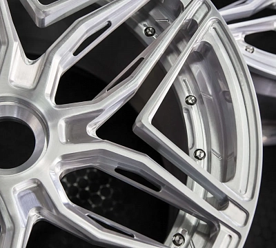 ADV.1 ADV005F M.V2 Advanced Series