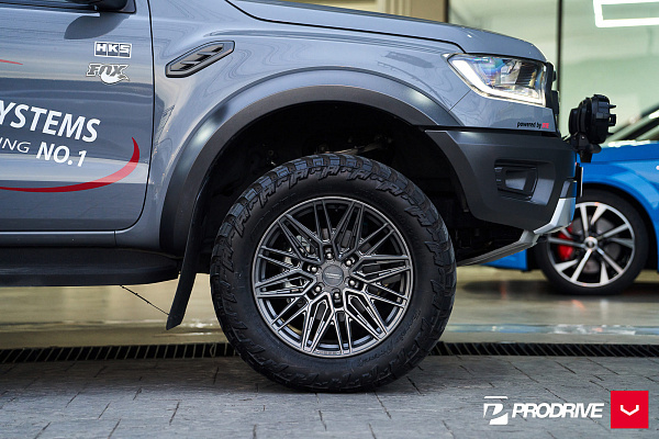 Фото дисков Vossen HF6-5 Сатиновый графит на Ford Ranger T6