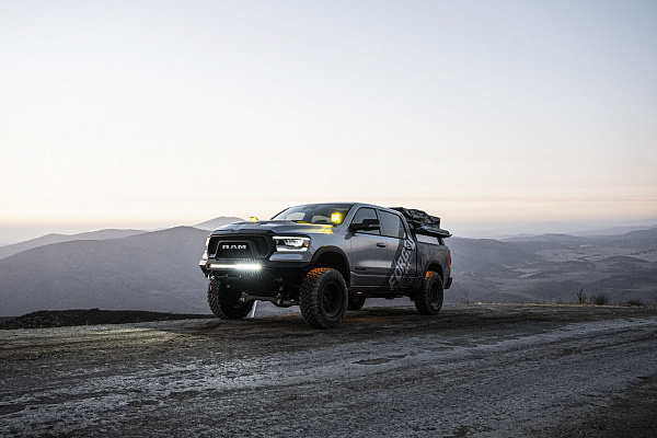 Фото дисков Black Rhino STADIUM Черный матовый на Ram 1500 V