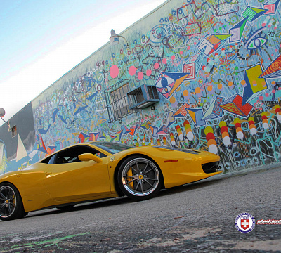 Фото дисков HRE S104 на Ferrari 458