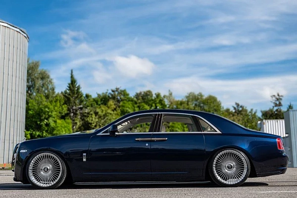 Фото дисков ST Wheels ST5 Полированный лак на Rolls-Royce Wraith