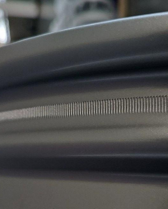 Надежная фиксация шины с опцией anti-slip knurling