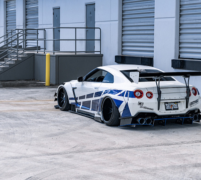 Фото дисков Strasse Wheels SM5R Deep Concave FS на Nissan GT-R