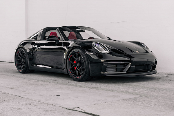 Фото дисков Brixton Forged CM5-RS Черный матовый на Porsche 911 VIII