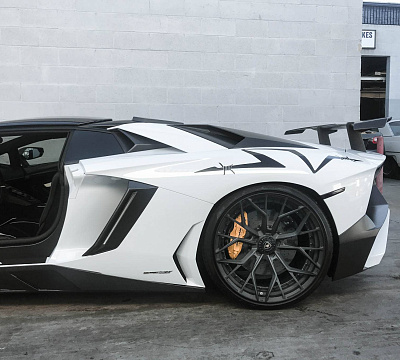 Фото дисков Brixton Forged PF10 на Lamborghini Aventador
