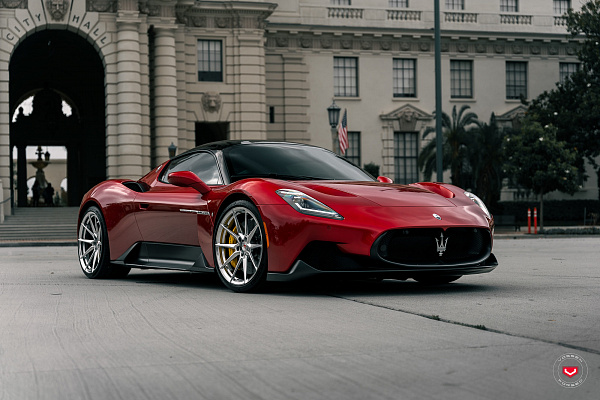 Фото дисков Vossen EVO-2 Полированный лак на Maserati MC20