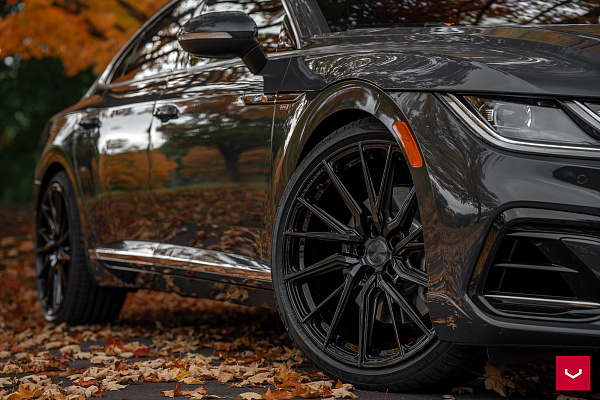 Фото дисков Vossen HF-4T Черный глянец на Volkswagen Arteon