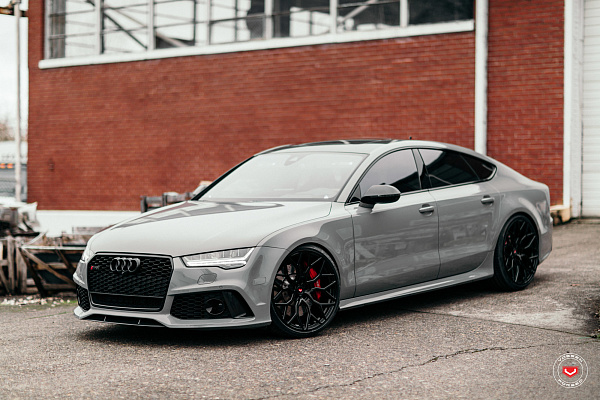 Фото дисков Vossen S17-01 Черный глянец на Audi A/RS 7 (4G)
