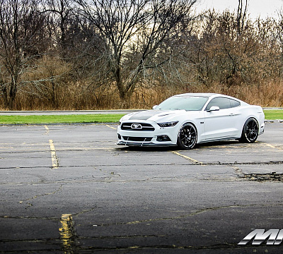 Фото дисков MRR M350 на Ford Mustang VI