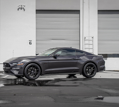 Фото дисков HRE FF21 на Ford Mustang VI
