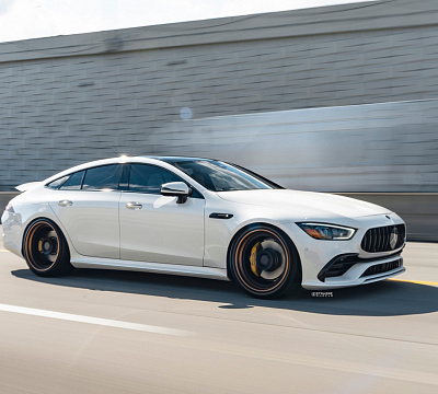 Фото дисков Strasse Wheels SV10M Deep Concave FS на Mercedes-Benz AMG GT I