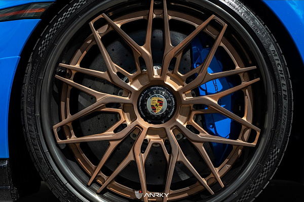 Фото дисков Anrky S3-X1 Сатиновая бронза на Porsche 911 VIII
