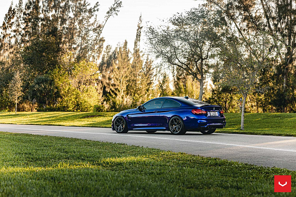 Фото дисков Vossen HF-5 Глянцевый графит на BMW 4/M4 (F32/F82)