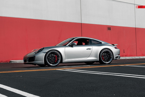 Фото дисков Anrky RS3 Черный глянец на Porsche 911 VII