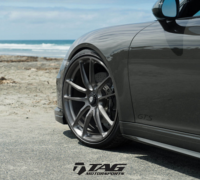 Фото дисков HRE P104 на Porsche 911 VII
