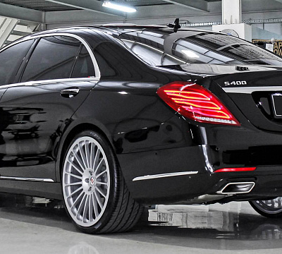 Фото дисков HRE 309M на Mercedes-Benz S-Class (W222, C217)