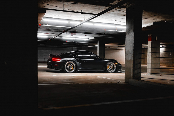 Фото дисков HRE S107SC Глянцевая шампань на Porsche 911 VII