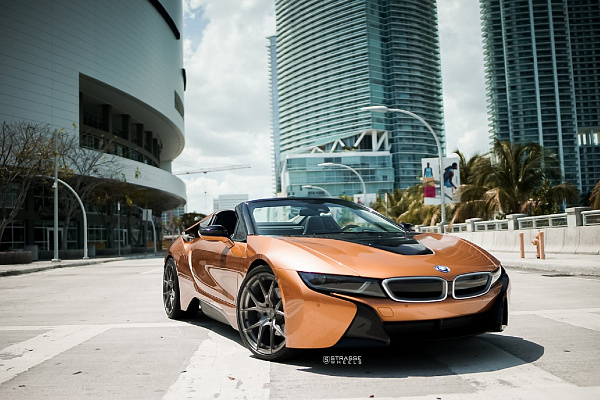Фото дисков Strasse Wheels SM5R Deep Concave Monoblock Сатиновый темный лак на BMW i8